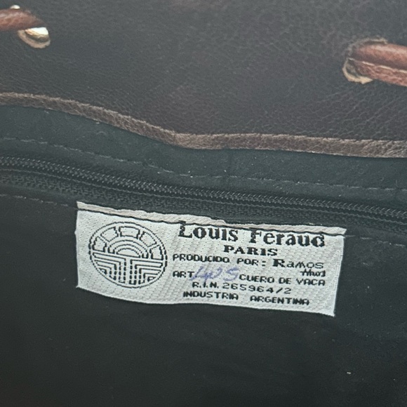 Louis Feraud Paris vintage designer genuine leather crossbody bag (RARE) - Picture 7 of 8